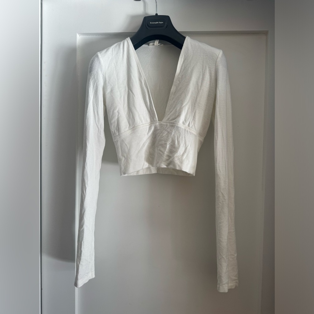 Aritzia Wilfred Free White Plunging V Neck Crop Long Sleeve Top Size Small